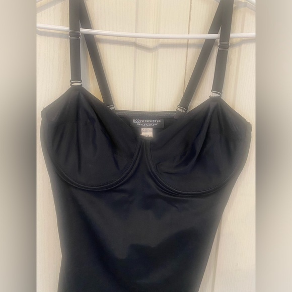 BODYSLIMMERS by NANCY GANZ Medium Control Underwire Slip - Picture 5 of 6